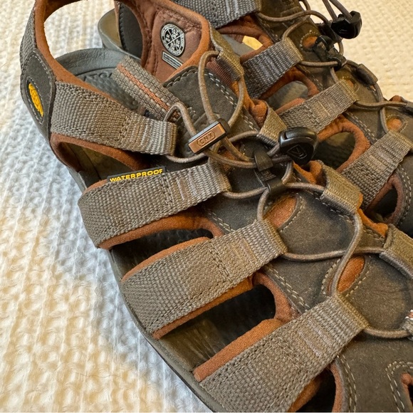 KEEN Mens grey Newport H2 sandals watersport outdoor activewear Shoes 10.5 US 47 - Picture 4 of 12